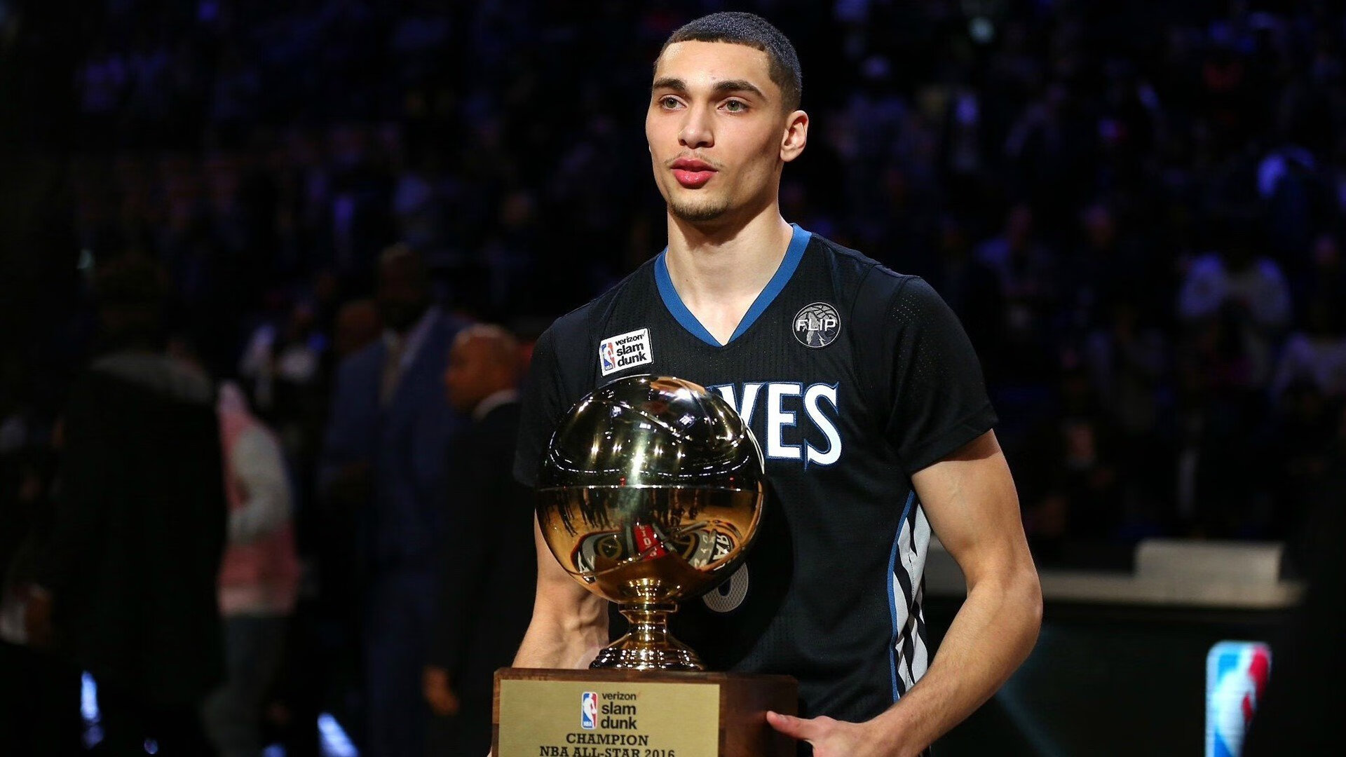 爱游戏-_跨界运动＋舞台剧：艺术与运动的创新融合_，舞台剧创意